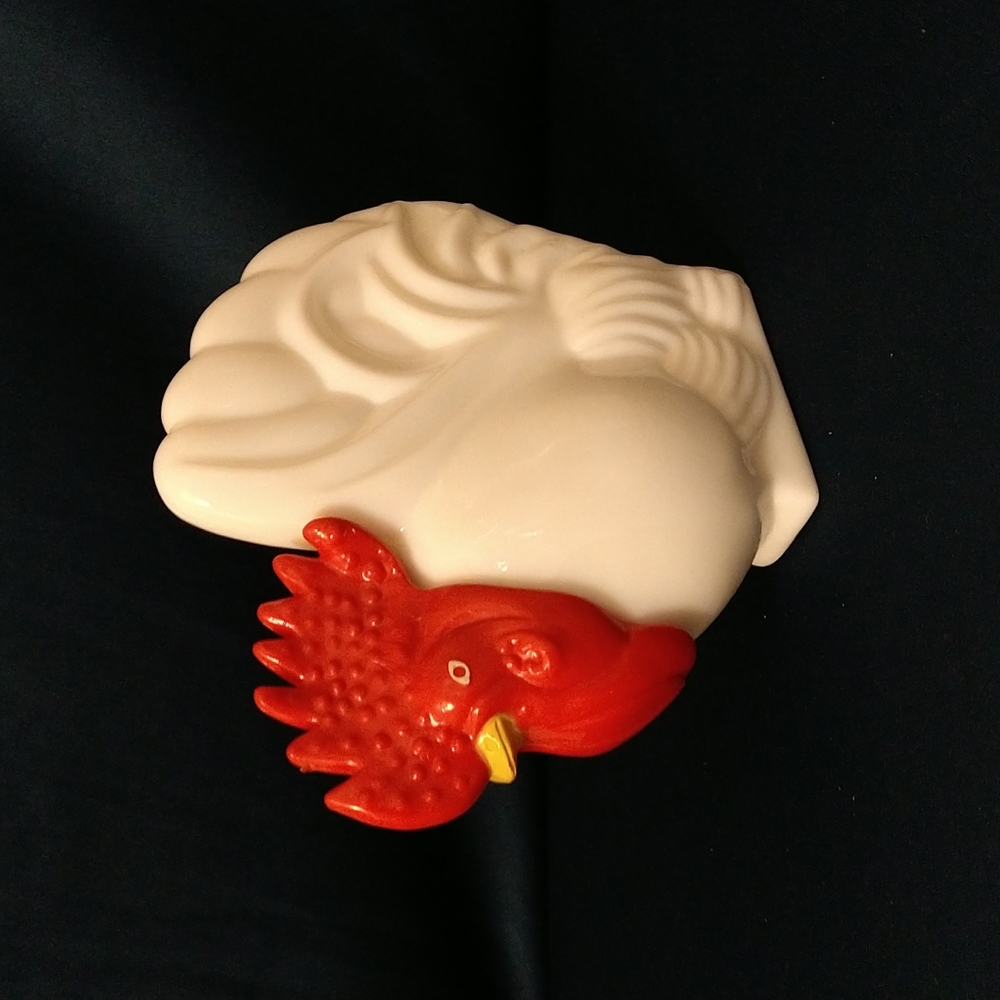 Vintage 1972 Avon Country Kitchen Rooster Hand Lotion Glass Decanter